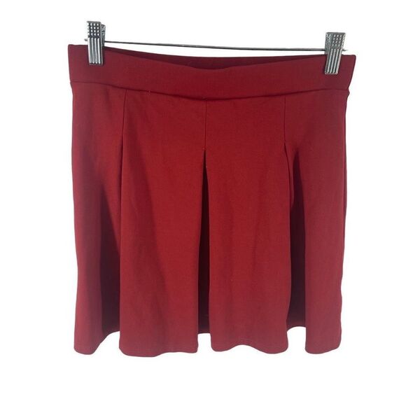 ModCloth Pleated skater Skirt Mini Flared Elastic Waist Stretch Red Size Medium - Picture 1 of 12